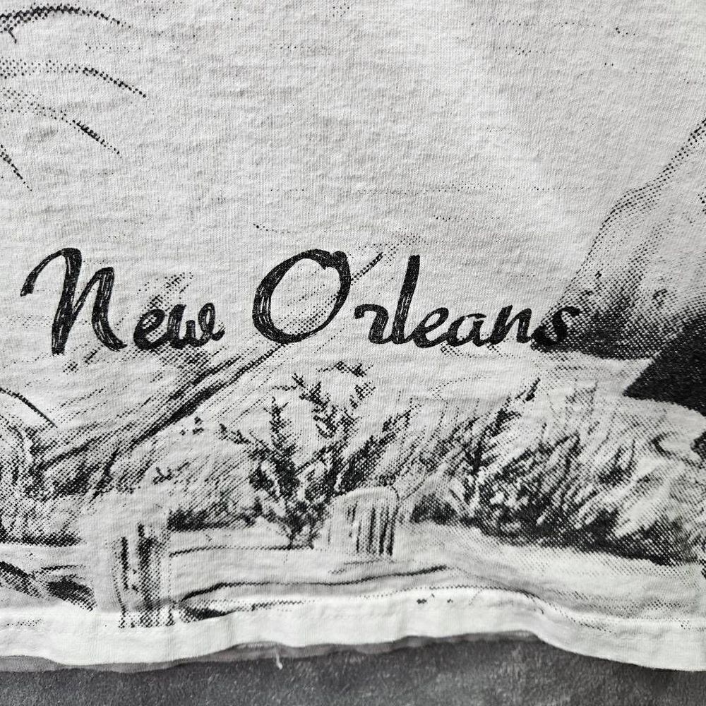 New Orleans Shirt Mens Medium White Bourbon Street All Over Print Graphic Tee - Picture 7 of 10